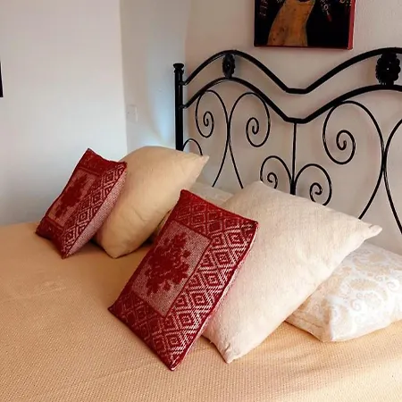 Bed & Breakfast Les Estrelles *